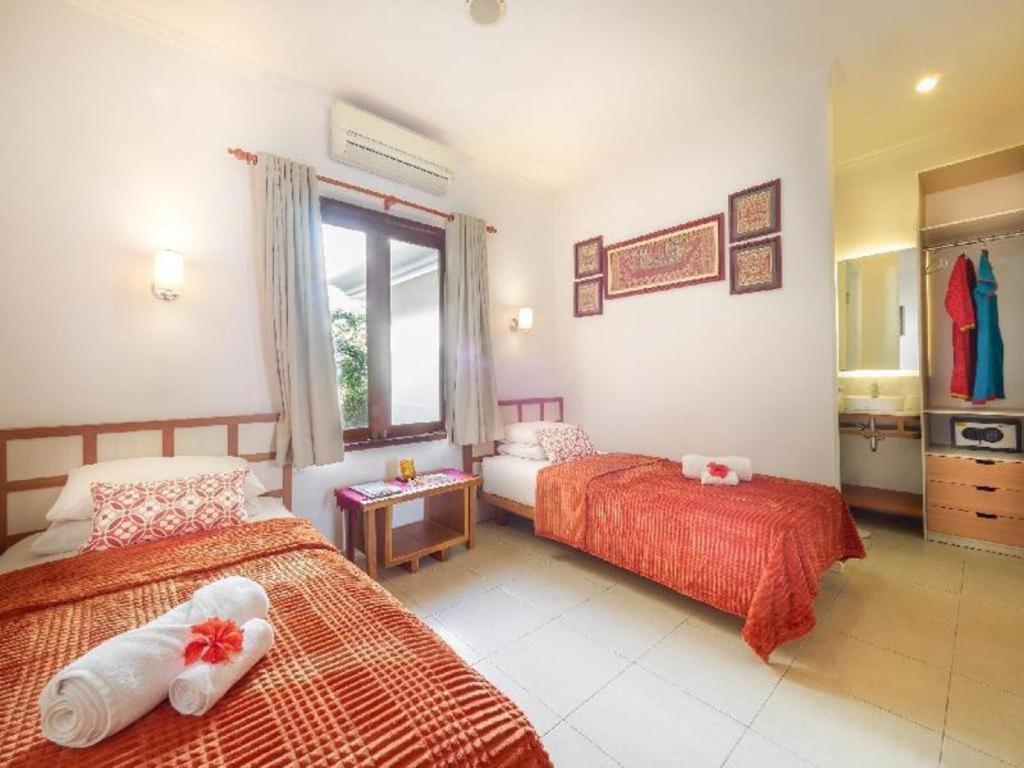Al-Isha Dharamshala Hotel Кута Екстериор снимка