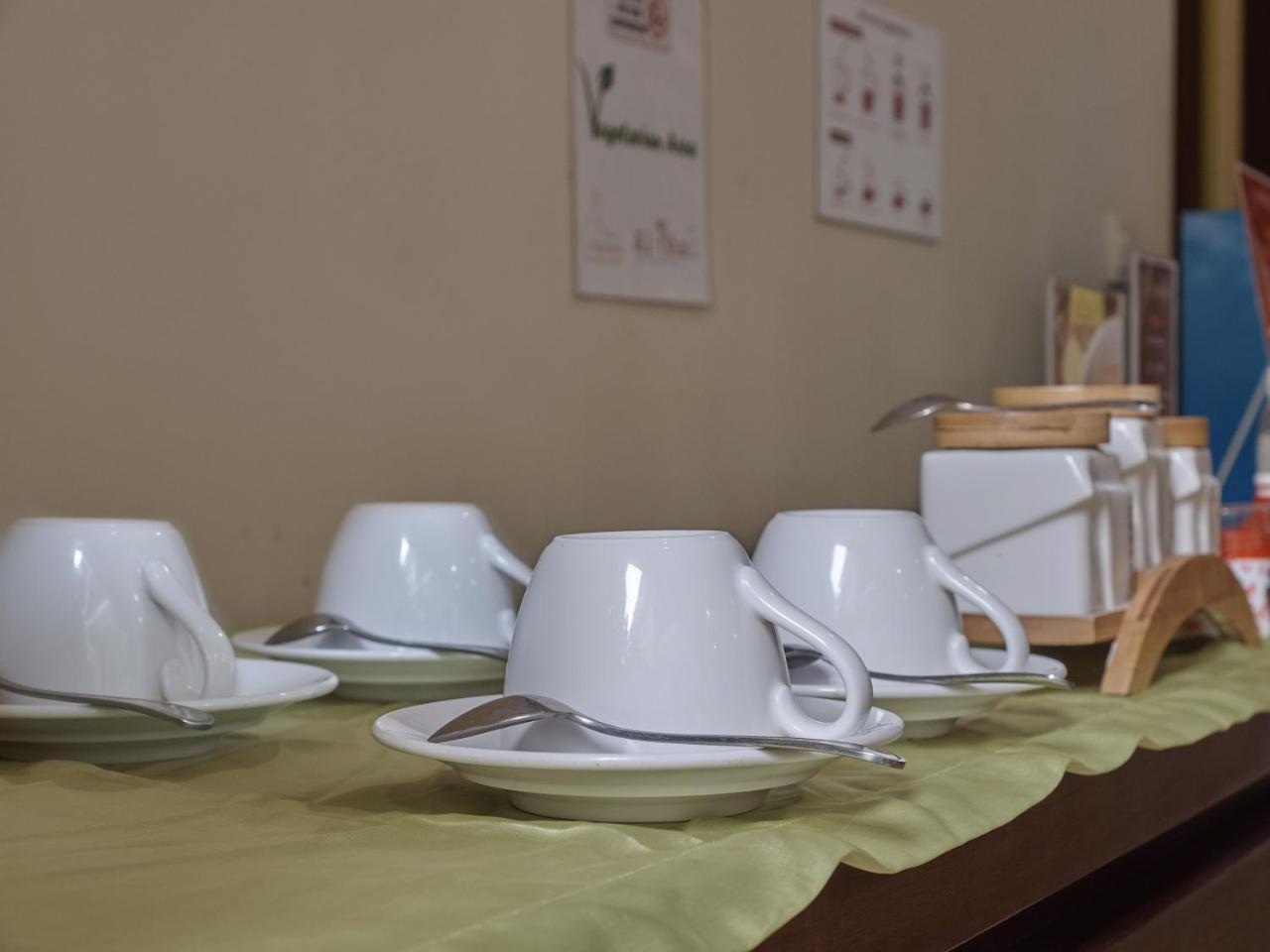 Al-Isha Dharamshala Hotel Кута Екстериор снимка